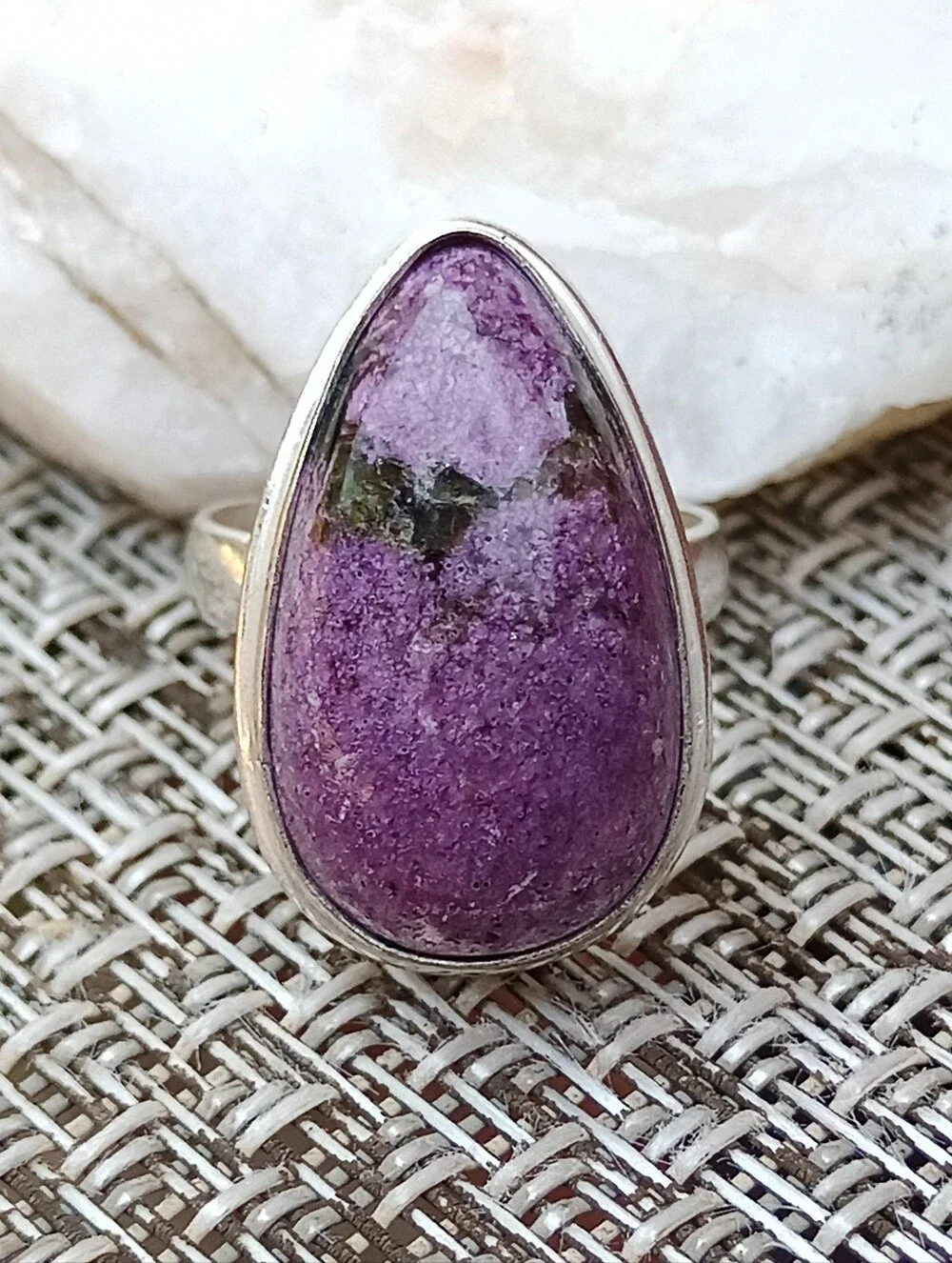 N/A genuine purpurite